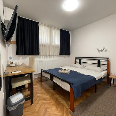 M-Blok Hotel Zagreb Luaran gambar