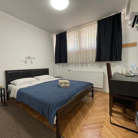M-Blok Hotel Zagreb Luaran gambar