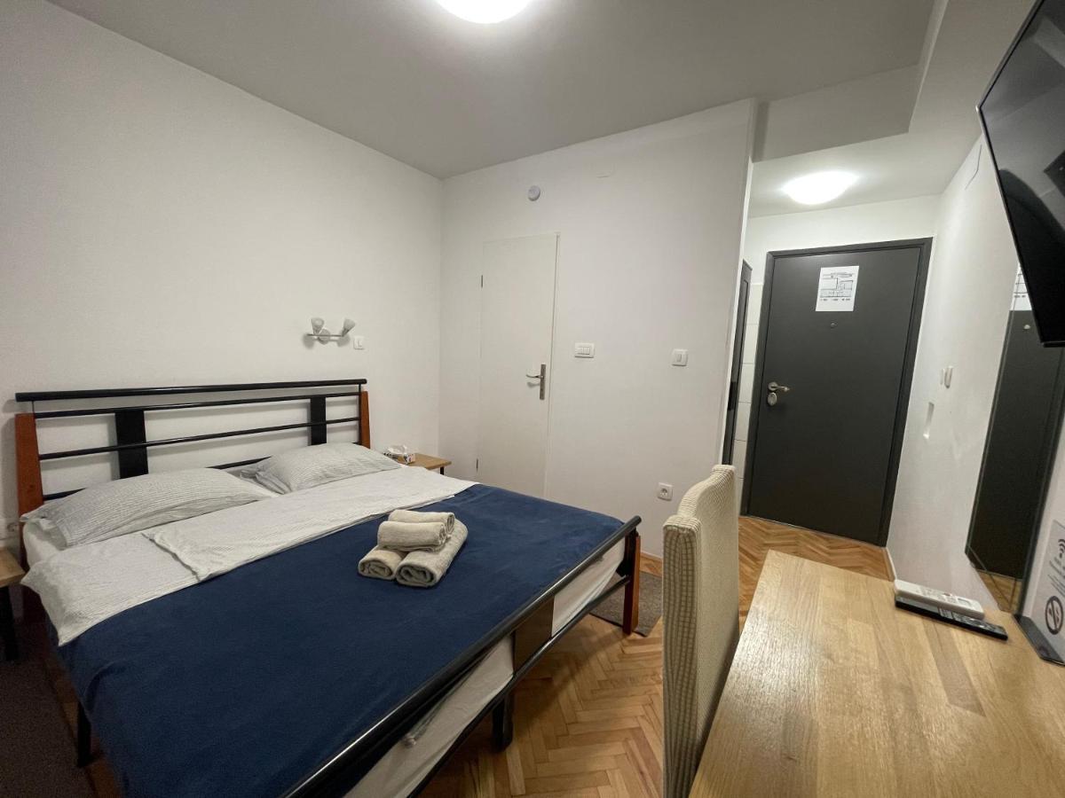M-Blok Hotel Zagreb Luaran gambar