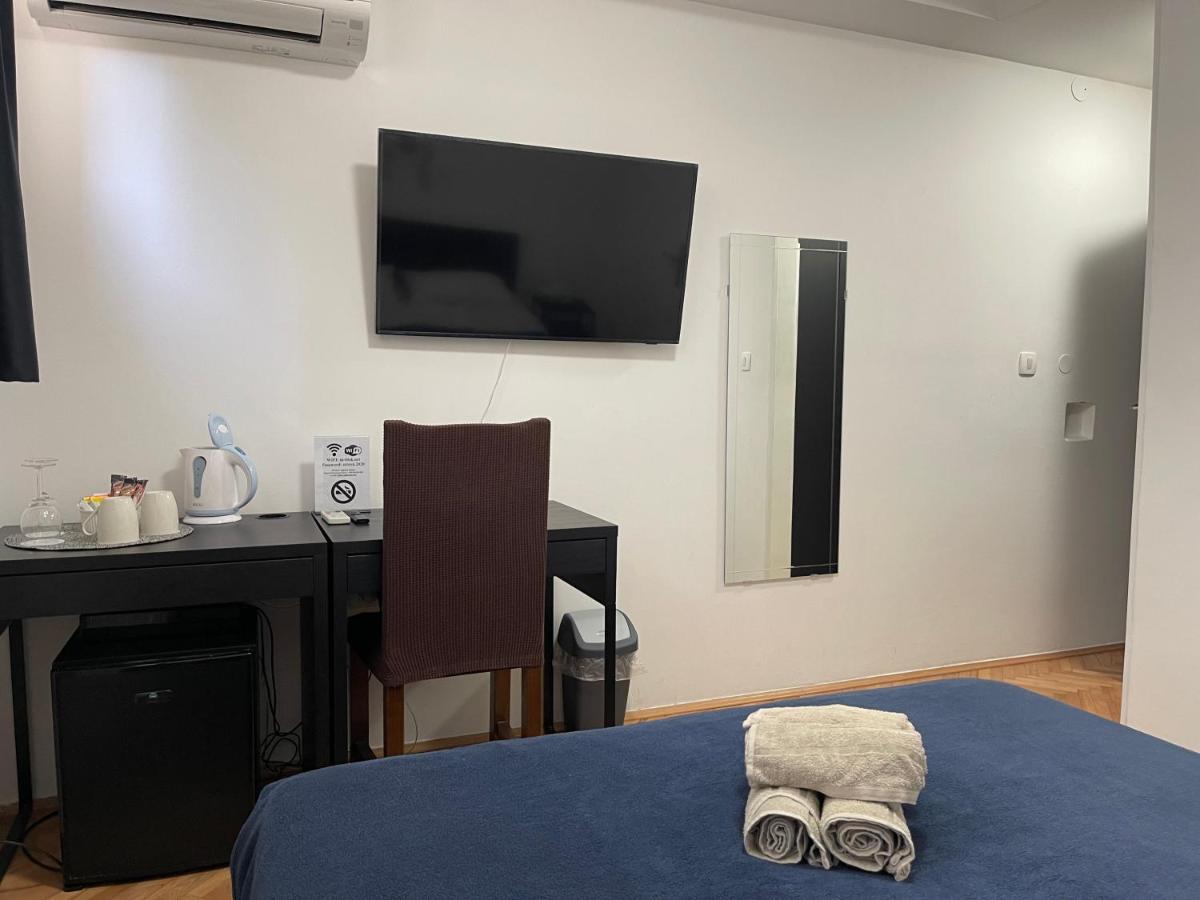 M-Blok Hotel Zagreb Luaran gambar