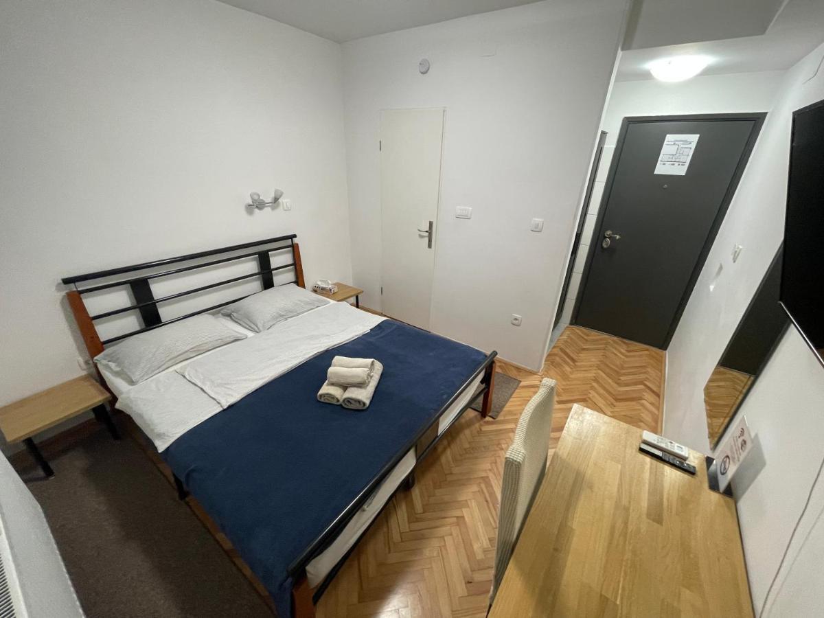 M-Blok Hotel Zagreb Luaran gambar