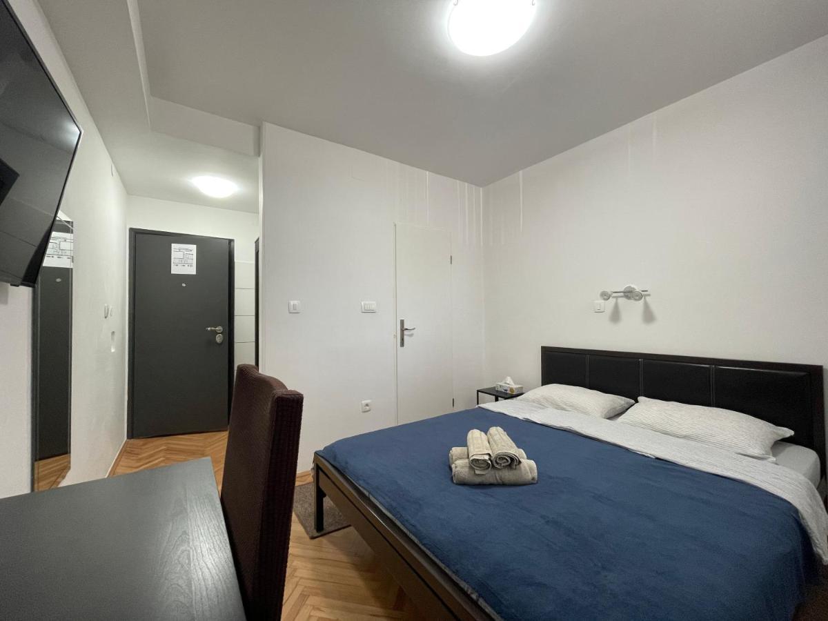 M-Blok Hotel Zagreb Luaran gambar